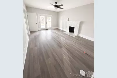 2709 N Main Avenue, Newton, NC 28658 - Photo 23