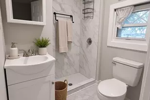 2709 N Main Ave, Newton, NC 28658 - Photo 15