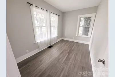 2709 N Main Avenue, Newton, NC 28658 - Photo 35
