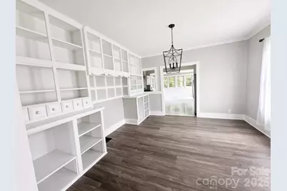 2709 N Main Avenue, Newton, NC 28658 - Photo 21