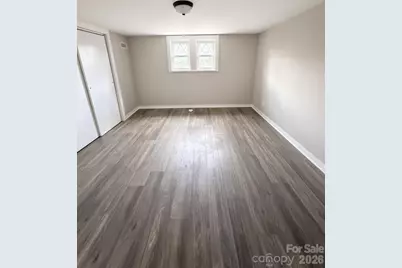 2709 N Main Avenue, Newton, NC 28658 - Photo 31