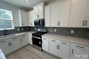 12537 Forager Pl, Midland, NC 28107 - Photo 11