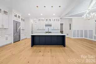 8941 Blair Rd, Charlotte, NC 28227 - Photo 5
