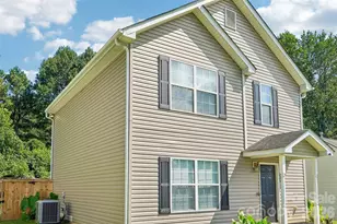 4926 Elizabeth Rd, Charlotte, NC 28269 - Photo 1