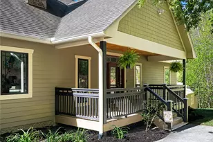 36 Snowshoe Dr, Asheville, NC 28803 - Photo 3
