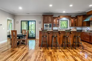 36 Snowshoe Dr, Asheville, NC 28803 - Photo 11