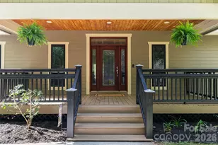 36 Snowshoe Dr, Asheville, NC 28803 - Photo 5