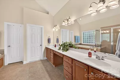16725 Hammock Creek Place, Charlotte, NC 28278 - Photo 31
