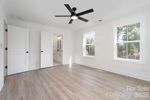 2017 Bishop Madison Ln, Charlotte, NC 28216 - Photo 15