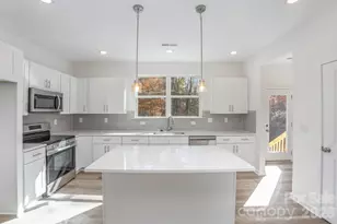 2017 Bishop Madison Ln, Charlotte, NC 28216 - Photo 13