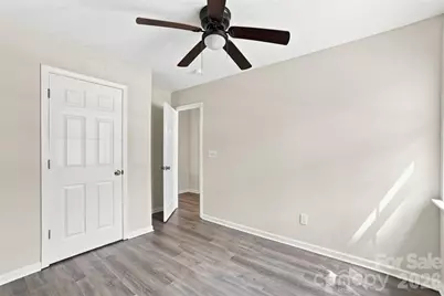 6766 Cypress Tree Lane, Charlotte, NC 28215 - Photo 25