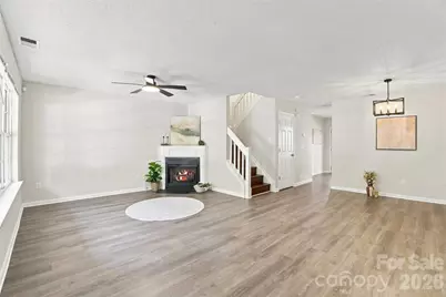 6766 Cypress Tree Lane, Charlotte, NC 28215 - Photo 5