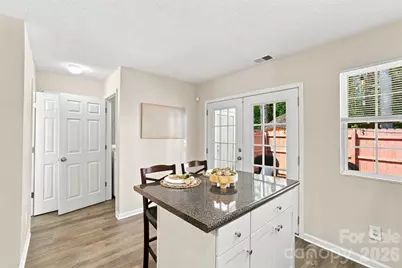 6766 Cypress Tree Lane, Charlotte, NC 28215 - Photo 11