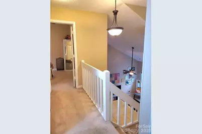 3840 Mosscroft Lane, Charlotte, NC 28215 - Photo 29