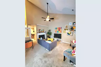 3840 Mosscroft Lane, Charlotte, NC 28215 - Photo 13