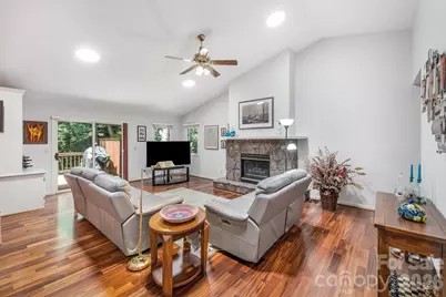 31 Hillcreek Drive, Asheville, NC 28804 - Photo 7