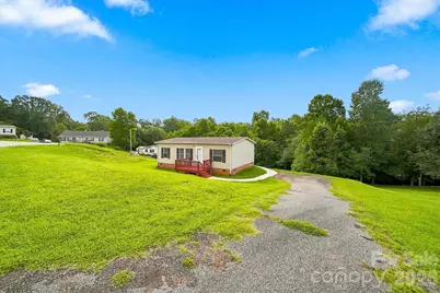 8660 Hollywood Drive, Connelly Springs, NC 28612 - Photo 23