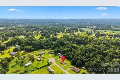 8660 Hollywood Drive, Connelly Springs, NC 28612 - Photo 35