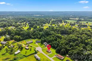 8660 Hollywood Dr, Connelly Springs, NC 28612 - Photo 35