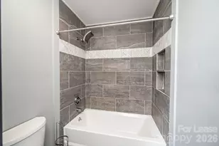 426 2nd Ave SE, Hickory, NC 28601 - Photo 17