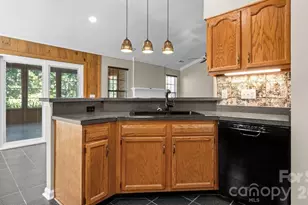 11320 Hunters Landing Dr, Charlotte, NC 28273 - Photo 19