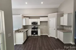 5900 Flamingo Dr, Conover, NC 28613 - Photo 15