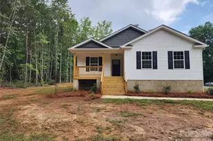 5900 Flamingo Dr, Conover, NC 28613 - Photo 3