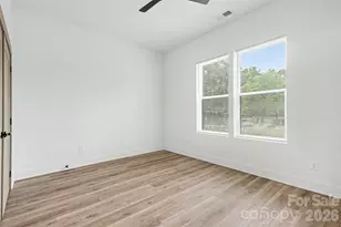 504 E 24th St, Kannapolis, NC 28083 - Photo 21