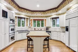 596 W Club Blvd, Lake Toxaway, NC 28747 - Photo 17