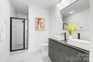 1312 Carolyn Dr, Charlotte, NC 28205 - Photo 15
