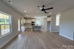 158 Kerr Walk Dr, Statesville, NC 28677 - Photo 5