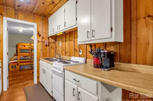 179 Sarvis Ln, Mars Hill, NC 28754 - Photo 37