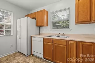 14327 Tranters Creek Ln, Charlotte, NC 28273 - Photo 9