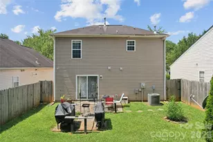 10420 Hugue Way, Charlotte, NC 28214 - Photo 9