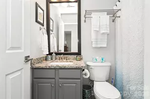 15117 Northsprings Dr, Charlotte, NC 28277 - Photo 33