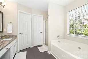 15117 Northsprings Dr, Charlotte, NC 28277 - Photo 25