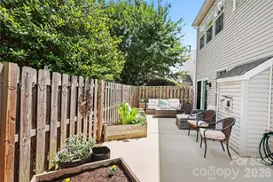 15117 Northsprings Dr, Charlotte, NC 28277 - Photo 39