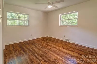 10 Meadowview Road, Asheville, NC 28804 - Photo 15
