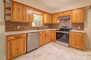 10 Meadowview Rd, Asheville, NC 28804 - Photo 13