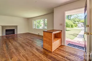 10 Meadowview Rd, Asheville, NC 28804 - Photo 3
