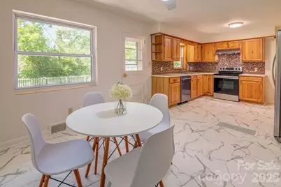 10 Meadowview Road, Asheville, NC 28804 - Photo 9