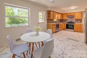 10 Meadowview Rd, Asheville, NC 28804 - Photo 9