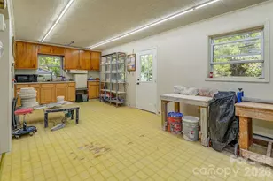 10 Meadowview Rd, Asheville, NC 28804 - Photo 29