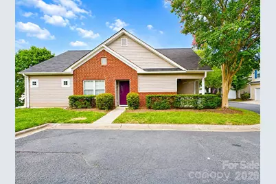 8946 Meadowmont View Drive, Charlotte, NC 28269 - Photo 3