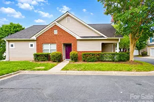 8946 Meadowmont View Dr, Charlotte, NC 28269 - Photo 3