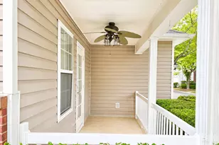 8946 Meadowmont View Dr, Charlotte, NC 28269 - Photo 7