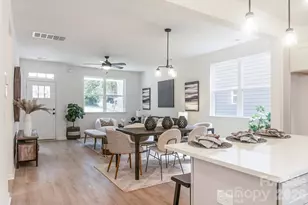 2021 Bishop Madison Ln, Charlotte, NC 28216 - Photo 3