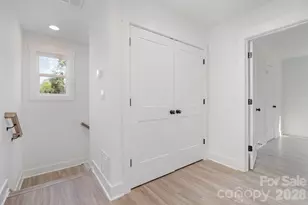 2025 Bishop Madison Ln, Charlotte, NC 28216 - Photo 11