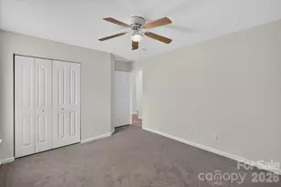 8100 Laurel Run Dr, Charlotte, NC 28269 - Photo 21