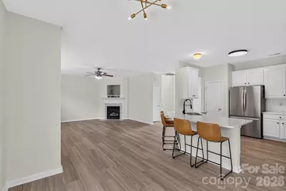 8100 Laurel Run Drive, Charlotte, NC 28269 - Photo 7